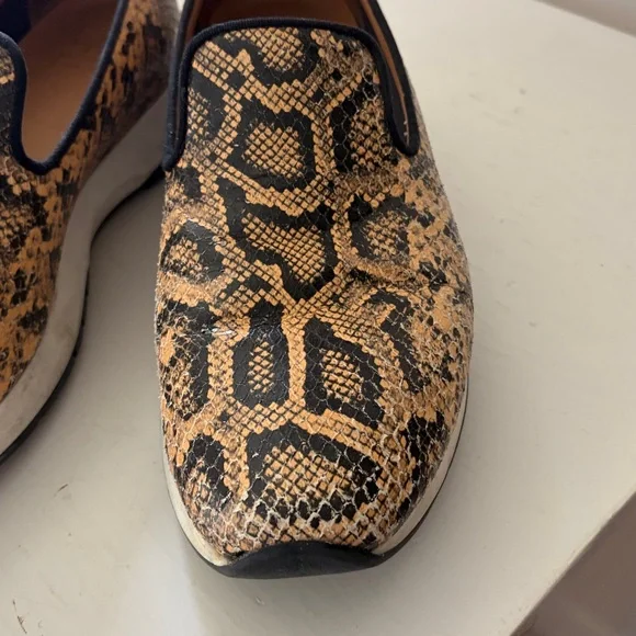 Aquatalia embossed leather sneakers - Picture 3 of 11